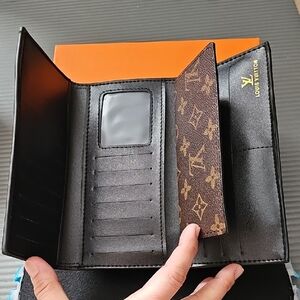 New FASHION Brown Monogram Trifold Wallet